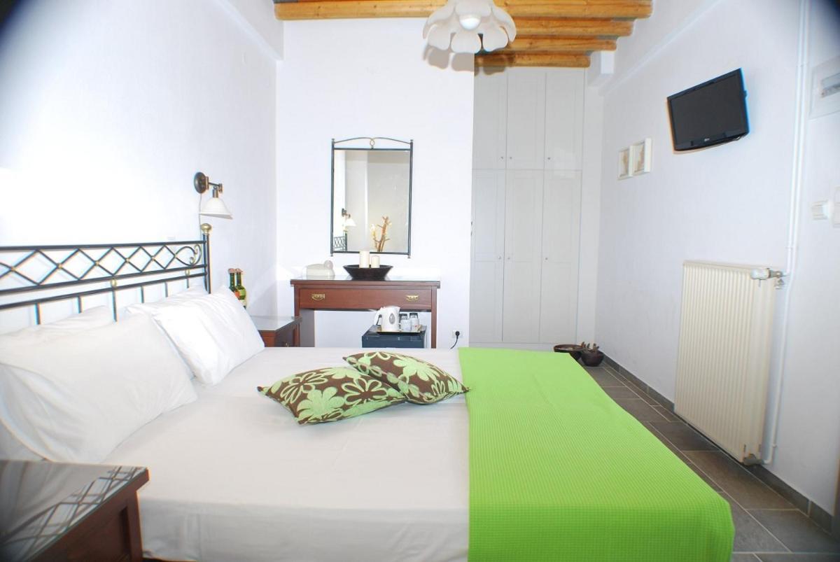Myrto Hotel Kamares  Exterior photo